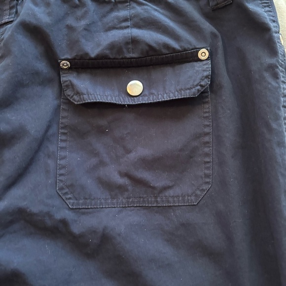 ❤️2/$15❤️ or 3/$21 ❤️ Jones  New York Navy Blue Cargo Capris, Size 16 - Picture 9 of 10